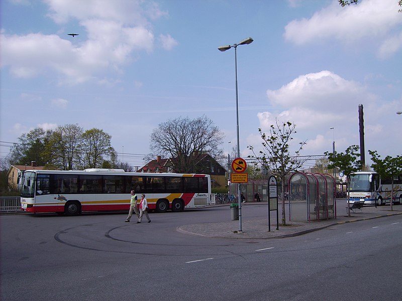 File:Tranås busstation, den 27 april 2007, bild 1.jpg