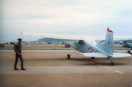 Tập_tin:U-17A_VNAF_NhaTrang.jpg
