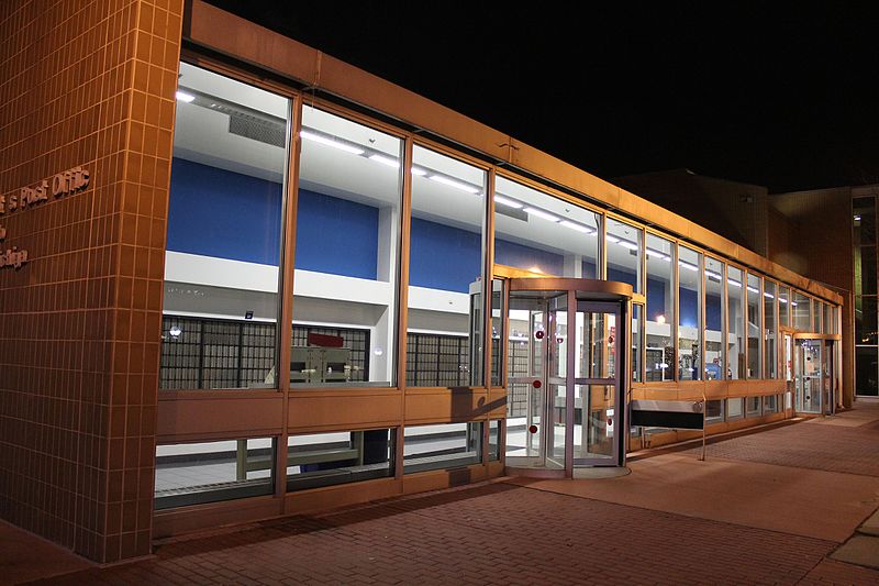 File:U.S. Post Office, Liberty Station, at Night, Ann Arbor, Michigan - panoramio.jpg