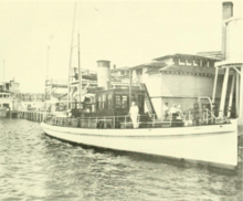 USFS Phalarope tied up at the Bureau of Fisheries dock at Woods Hole, Massachusetts. USFS Phalarope starboard bow view.PNG