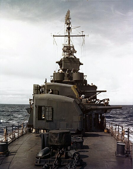 Tập_tin:USS_Halford_(DD-480)_A&B_Guns_(color).jpg