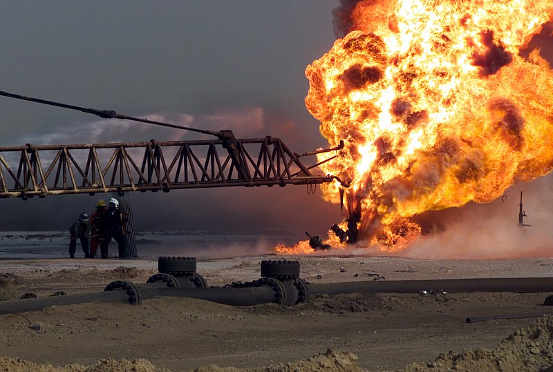 File:US Navy 030327-M-2306K-007 Firefighters fight an oil blaze in Gas-Oil Separation Plant Six as part of their ongoing support of Operation Iraqi Freedom.jpg