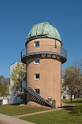 English: The Oberservatory Pfaffenwald on the campus of the University of Stuttgart, Vaihingen, Germany. Deutsch: Universitätssternwarte Pfaffenwald auf dem Gelände der Universität Stuttgart in Vaihingen.