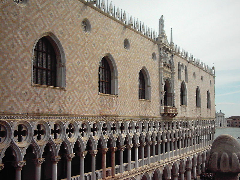 File:Venedig Dogenpalast 5.JPG