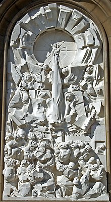 Venida del Pilar (relieve Pablo Serrano).jpg