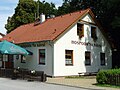 Čeština: Hospoda ve Vidově u Českých Budějovic English: Pub in Vidov, České Budějovice district, Czech Republic