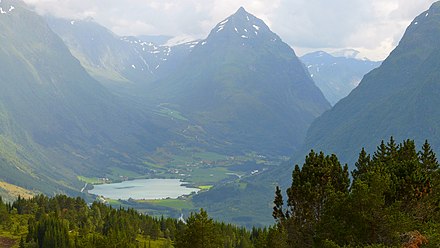 Byrkjelo and Våtedalen, one of the many picturesque places along E39