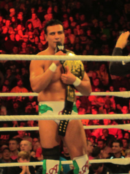 Fichier:World Heavyweight Champion Alberto Del Rio.jpg