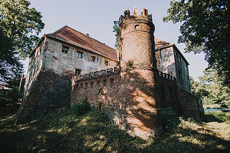 Вид со стороны башни