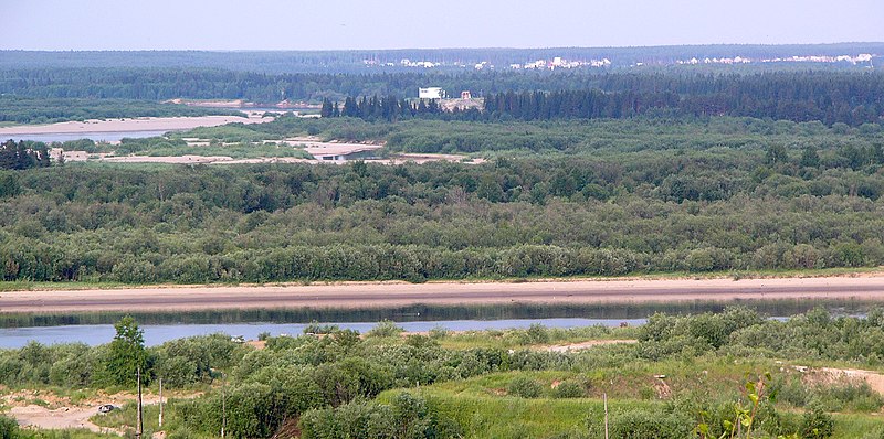 File:Вычегда - panoramio.jpg