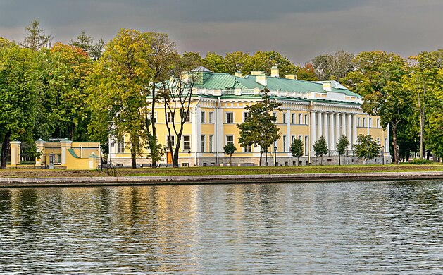 943. Каменноостровский дворец, Петроградский район Автор — Игорь Гордеев