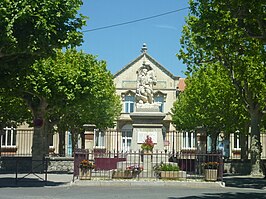 Oorlogsmonument voor de gemeenteschool