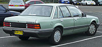 1984-1986 Holden VK Commodore SL sedan 03.jpg