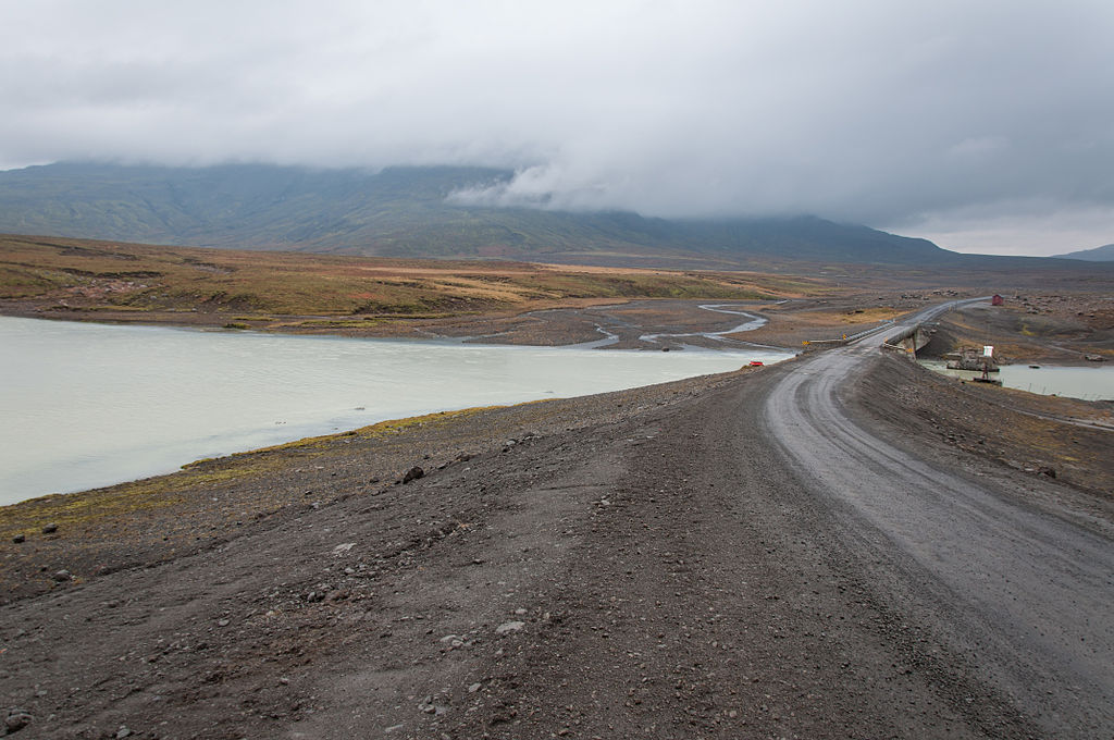 2014-09-18 16-36-02 Iceland Suðurland Reykholt Road F35