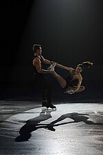 Thumbnail for File:2018 Skate Canada - Evelyn Walsh &amp; Trennt Michaud - 27.jpg