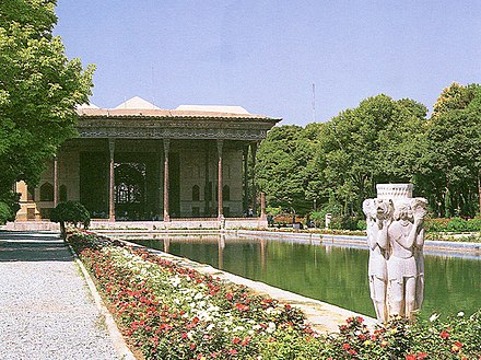 Chehel Sotoun pavilion and garden in Isfahan
