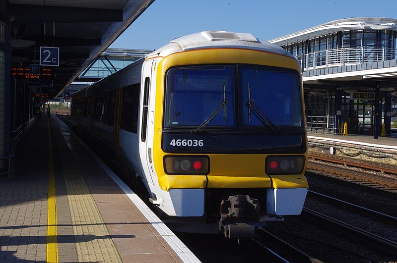 File:466036 at Ashford International.jpg