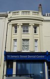 9 St James's Street, Brighton (NHLE Code 1380862) (Eylül 2010) .jpg