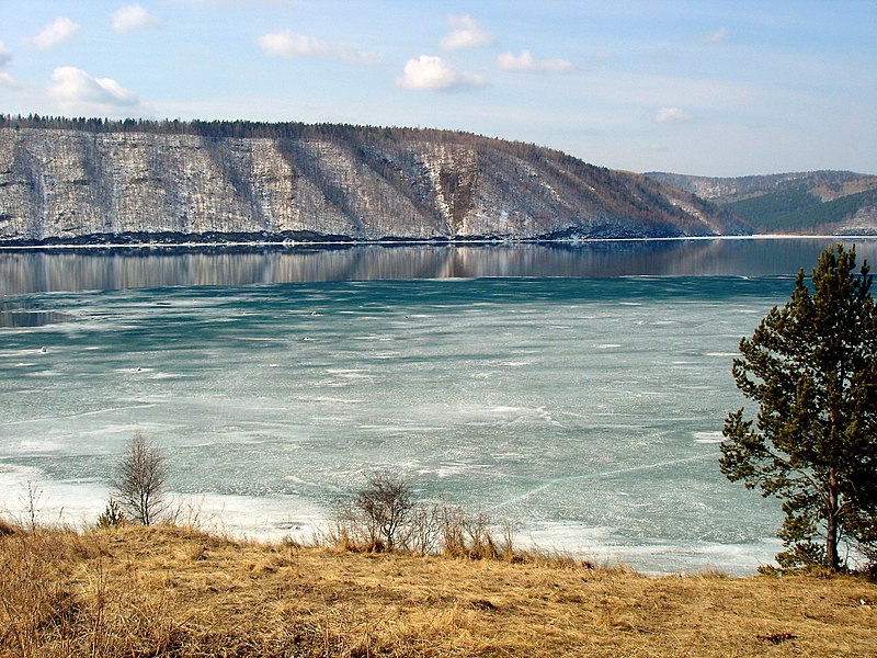 File:Angara-Lake Baikal 1.JPG