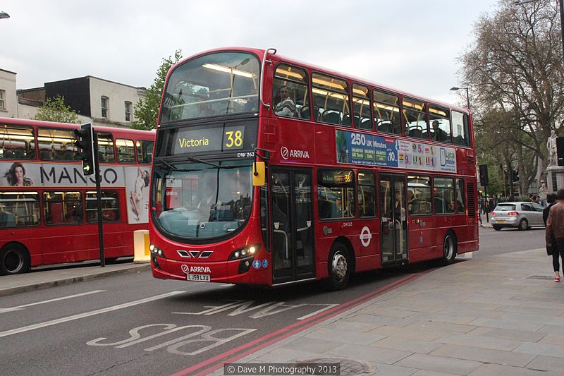 File:Arriva London North bus DW263 (LJ59 LXU), 5 May 2013 (1).jpg