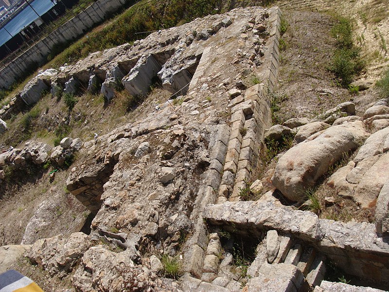 File:Baluarte do Parrote.001 - A Coruña.jpg