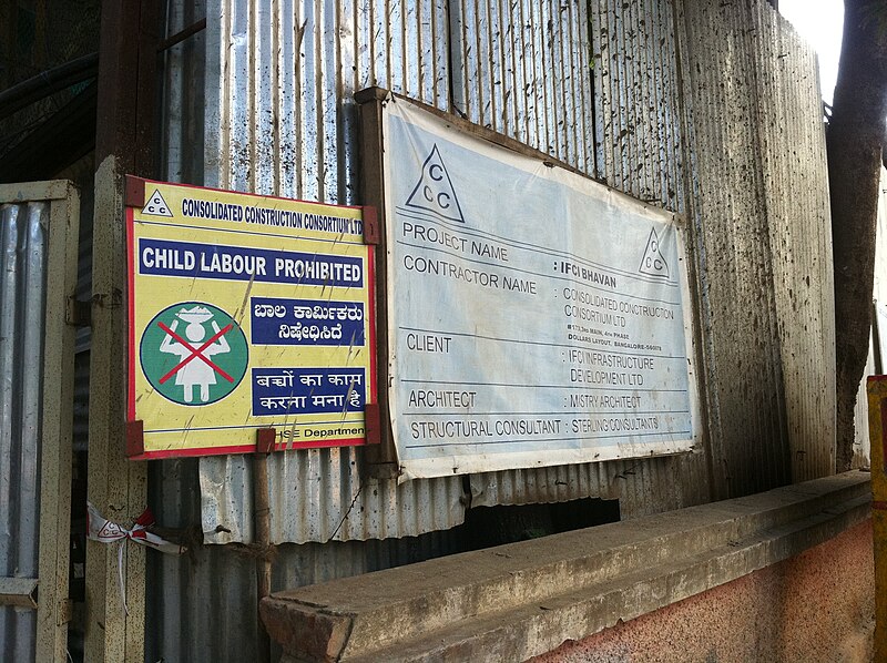 File:Bangalore India Construction Child Labor Prohibited IMG 5245.jpg