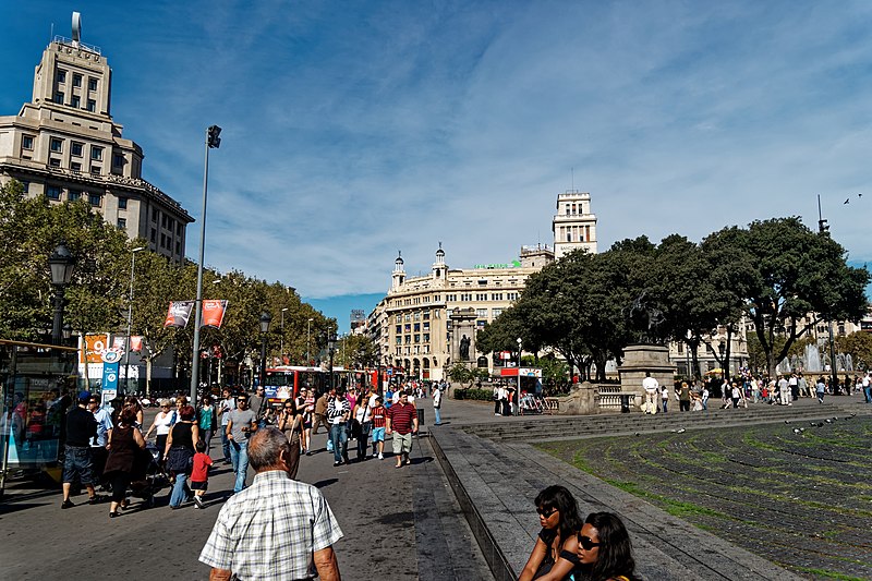 File:Barcelona - Plaça de Catalunya - View NNW.jpg