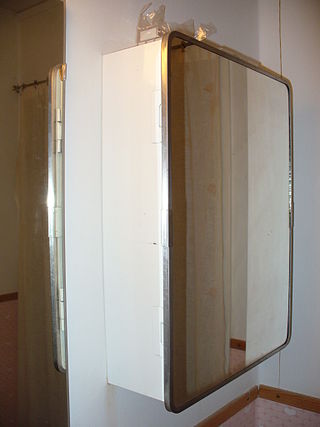 <span class="mw-page-title-main">Bathroom cabinet</span> Cabinet in a bathroom