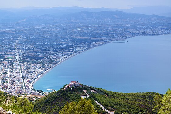 Beach in Loutraki, view from Geraneia Mountains