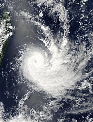 <span class="mw-page-title-main">Cyclone Bejisa</span> South-West Indian tropical cyclone in 2012–13