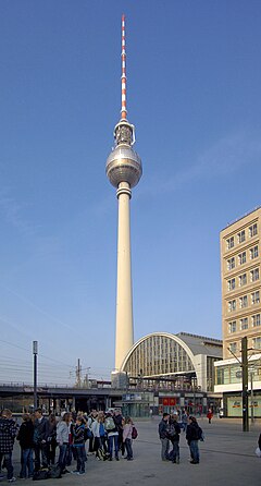 Berlin Alexanderplatz BW 3.jpg