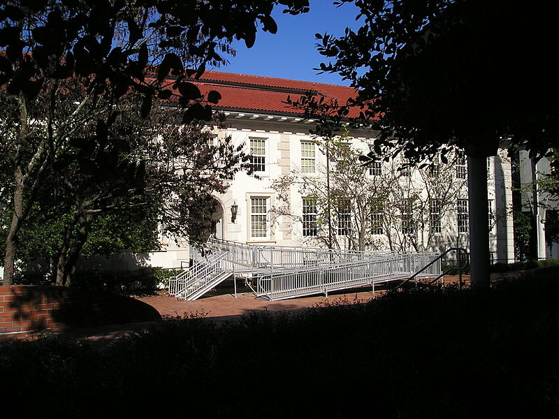 File:Bishop's Hall at Candler School of Theology, Emory University.jpg