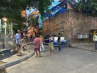 Blocking of street during Corona crisis in Kolkata 01.jpg