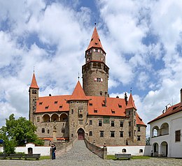 Bouzov hrad (Burg Busau) - par Pudelek.jpg