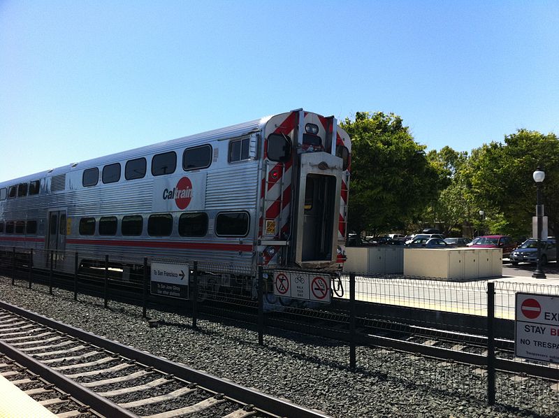 File:Caltrain @ Mountain View (5788182981).jpg