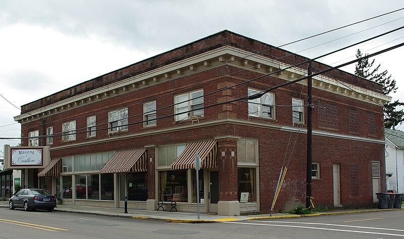 File:Carlton Oregon Main Street building.JPG