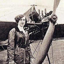 Charlotte Möhring and engine (cropped).jpg