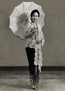 Chitra Dewi, c. 1960, by Tati Studio.jpg