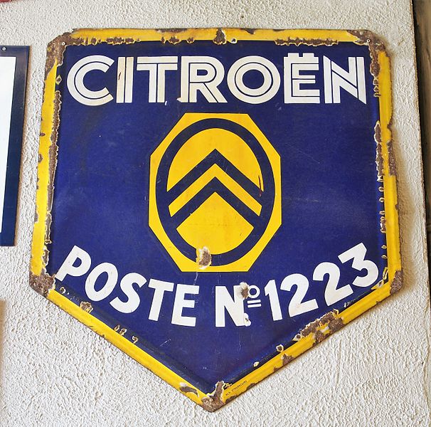 File:Citroën Poste No1223 enamel advertising sign in the Louwman museum.JPG