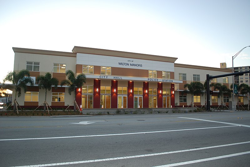 File:City Hall on Wilton Drive.jpeg