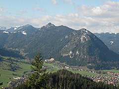 Mountain Kienberg above the roofs of Pfronten, seen from Falkenstein