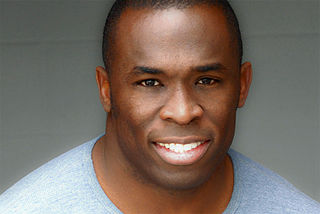 <span class="mw-page-title-main">Daved Benefield</span> American gridiron football player (born 1968)