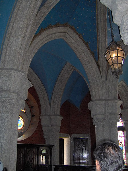 File:Detalhe do interior do Castelo - panoramio.jpg