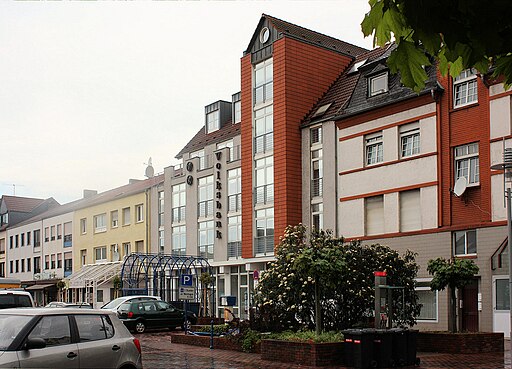 Dillingen (Saar), Häuserzeile 