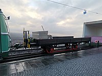 Drachenfelsbahn Niederbordwagen an der Bergstation, Januar 2022
