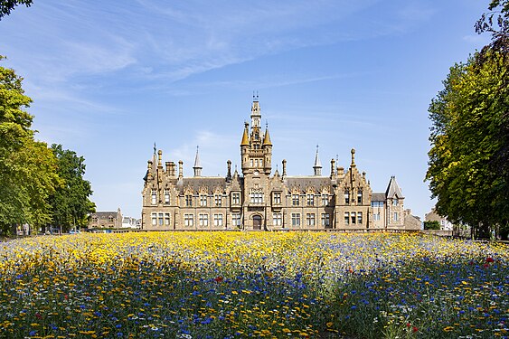 Morgan Academy, Dundee. Photographer: Macieklew