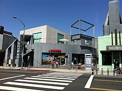 Edgemar, Frank Gehry, Santa Monica, CA, 4-8-2012.jpg