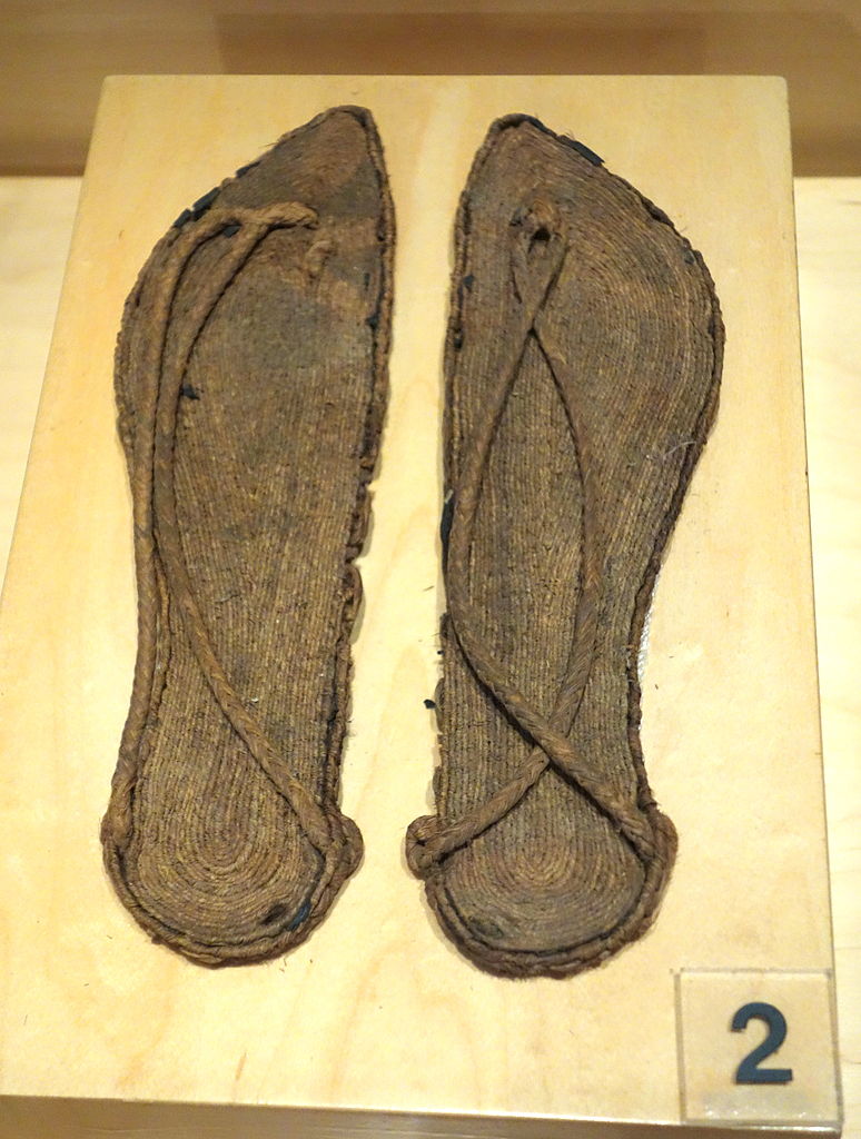 File Egyptian sandals  vegetable fiber Bata Shoe  Museum 