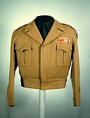 WWII-era Eisenhower jacket worn by Dwight Eisenhower Eisenhower jacket 88122.jpg