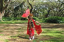 A Gandrung Dancer Eksotika Penari Gandrung Banyuwangi.jpg